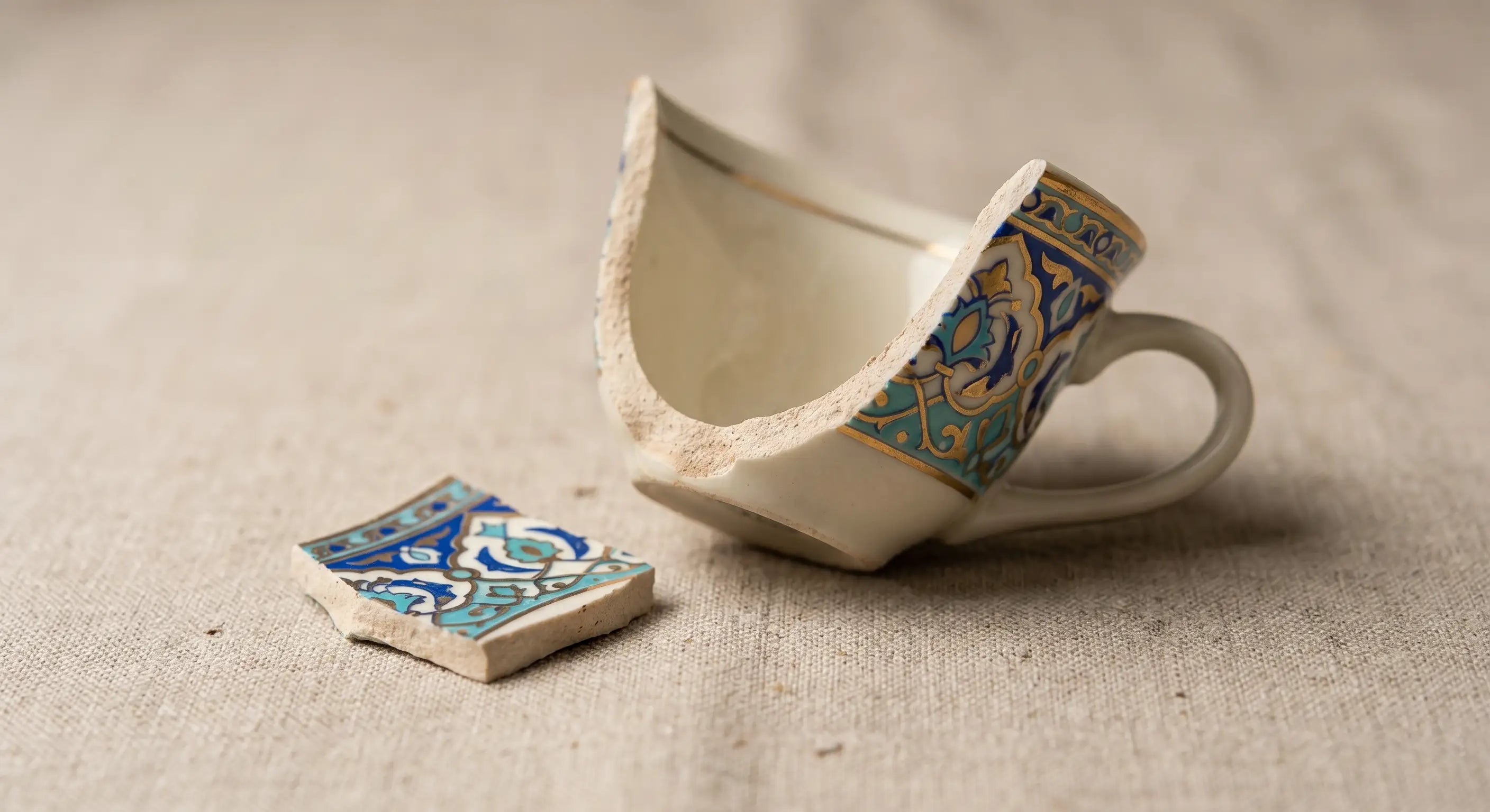 What Arabs Say if You Break a Glass or Plate